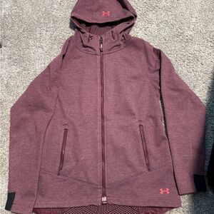 Under Armour Women's Burgundy Jacket women’s medium